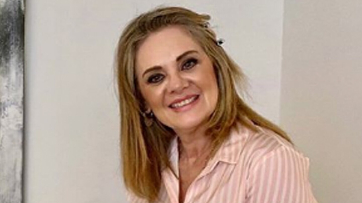 Erika Buenfil sin maquillaje