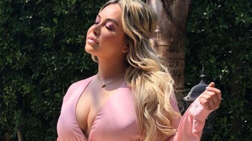 ¿Qué fue lo que se hizo en el rostro?