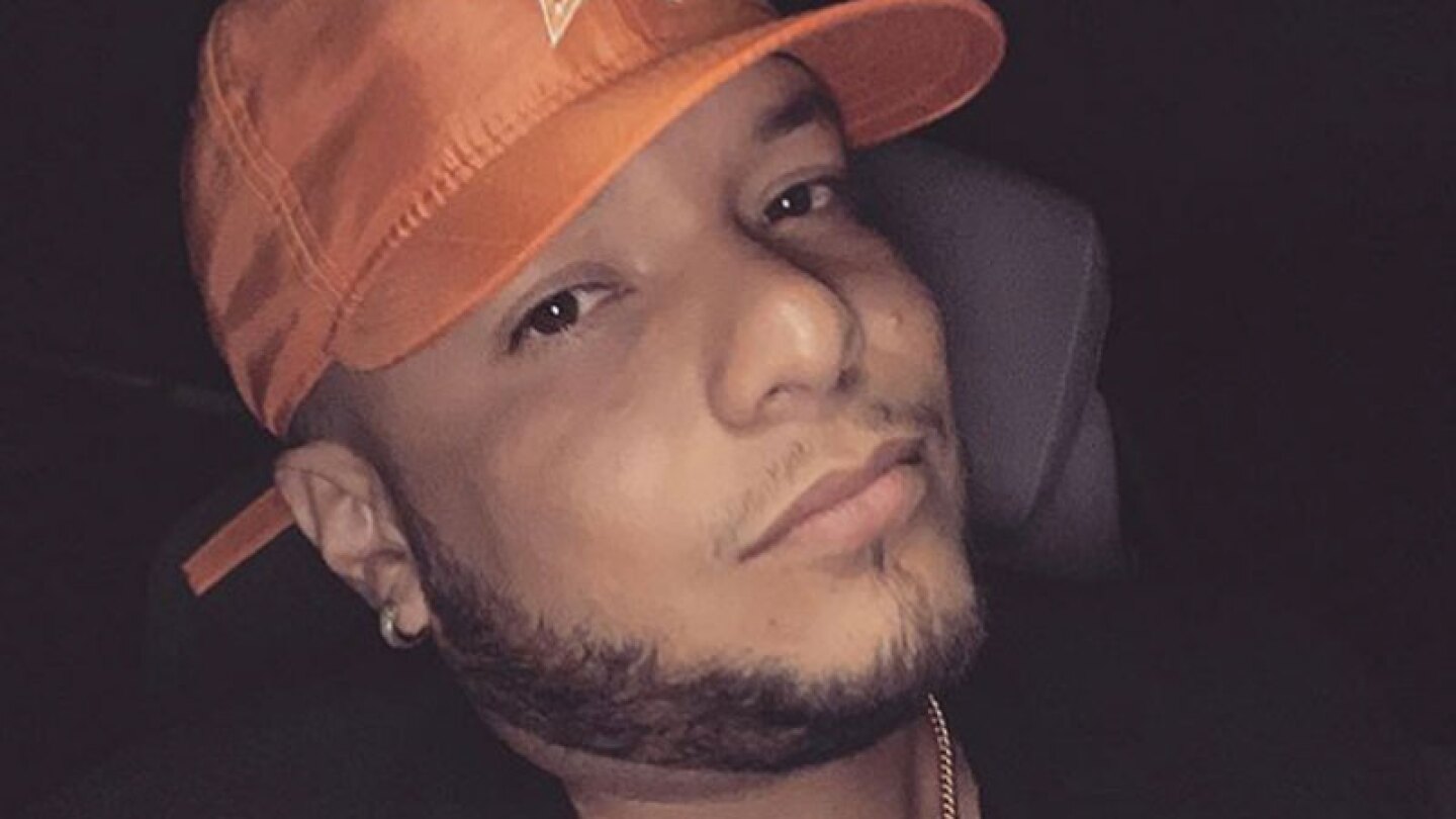 Instagram @lorenzomendez7