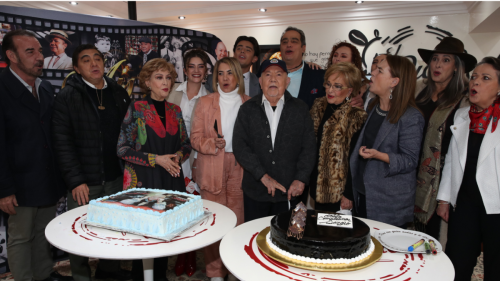 Sergio Corona en su festejo de su cumpleaños 96