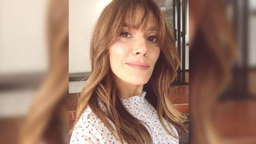 Kany García se pone romántica con su esposa.