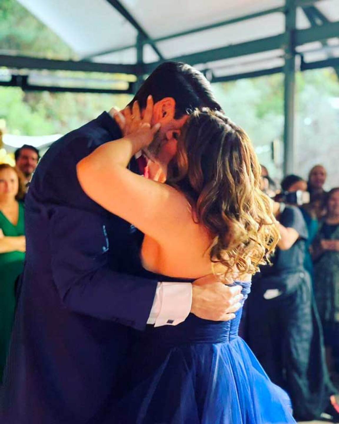 Hijo de Martha Carrillo se casa en increíble boda en medio la naturaleza