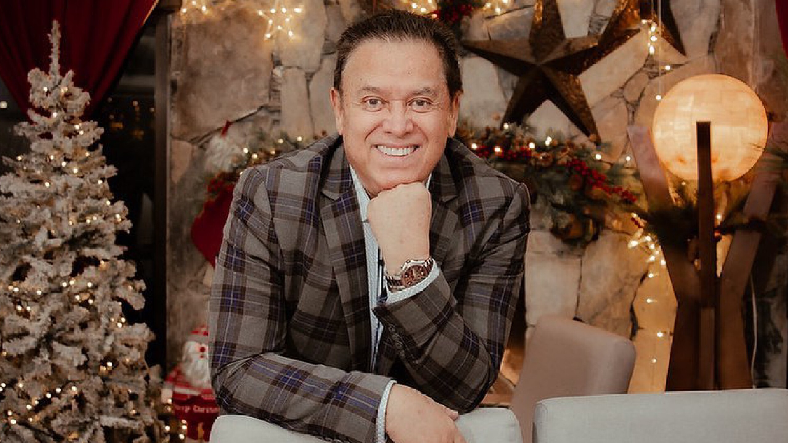 Mario Bezares prepara demanda contra serie de Paco Stanley