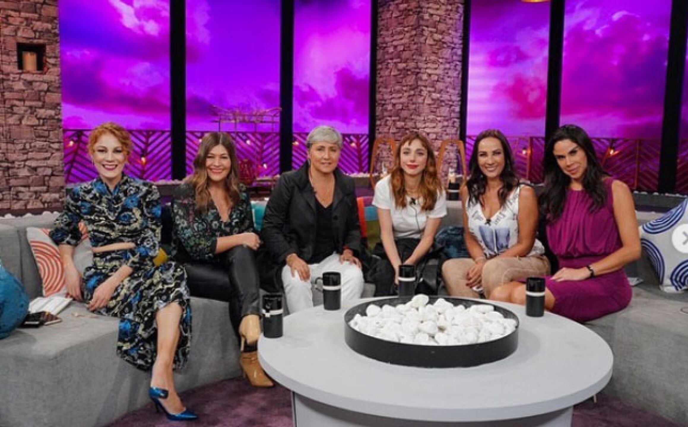 Martha Figueroa estuvo en el set de Netas Divinas