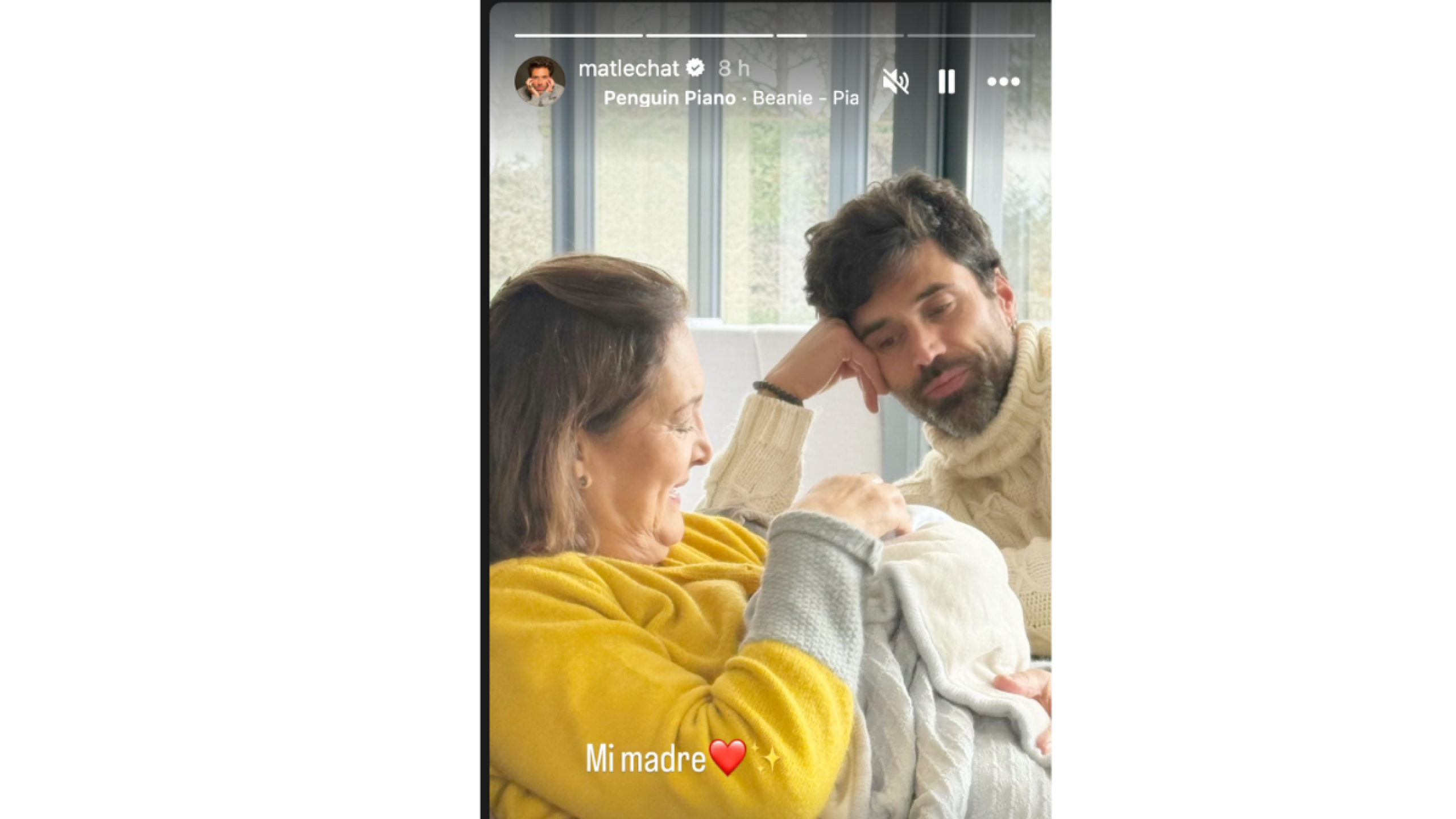 Matías Novoa comparte diversas fotografías en redes sobre su segundo hijo.