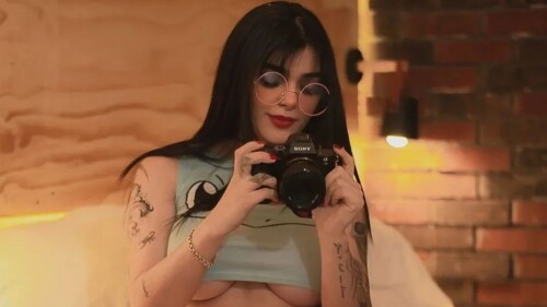 Karely Ruiz reveló si dejará dejará de hacer contenido para la plataforma de contenido exclusivo tras regresar a la universidad