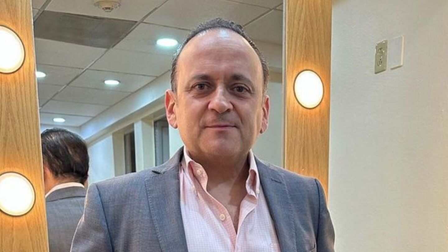 Lalo España portada