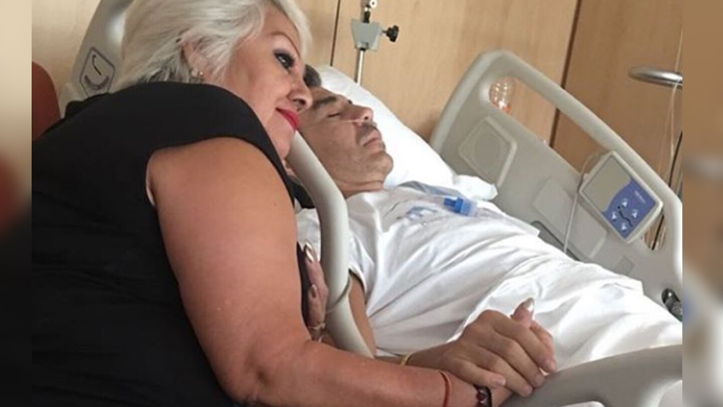 Adrián Uribe sigue delicado