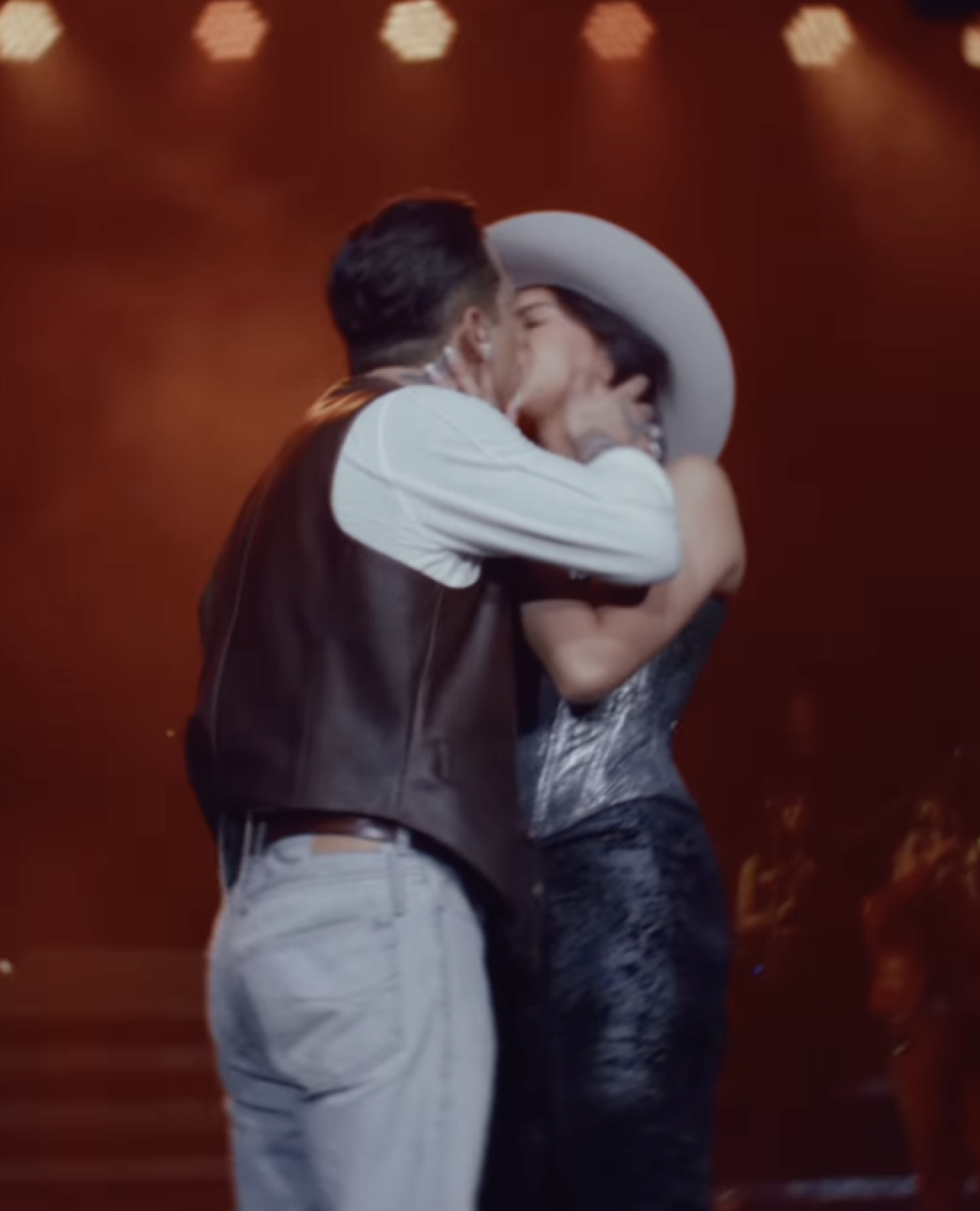 Christian Nodal y Ángela Aguilar
