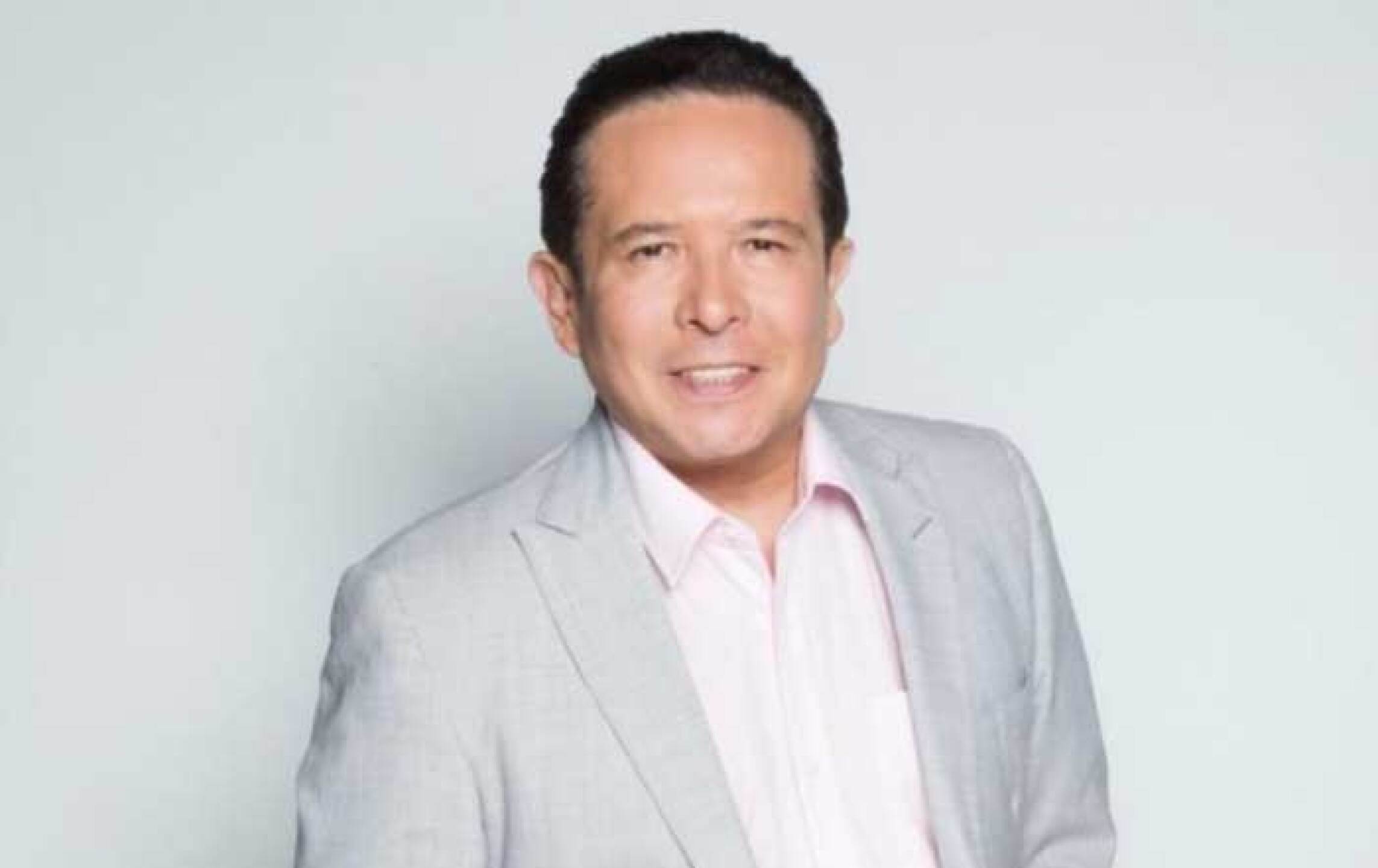 gustavo adolfo infante arremete contra televisa y tv azteca video