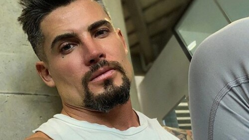 Adrián Cue confesó que una mala cirugía de nariz arruinó su carrera