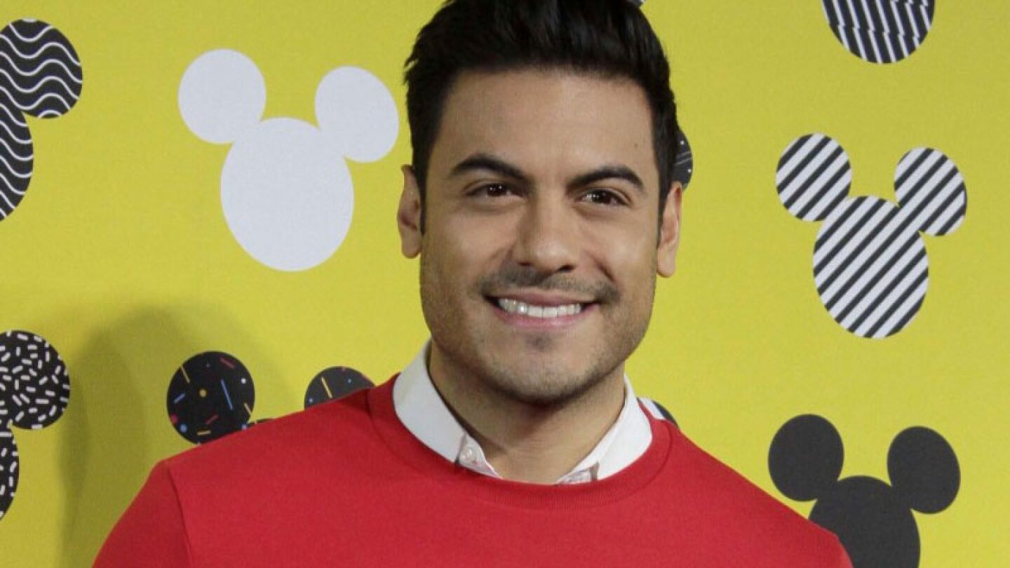 Recordemos que desde que inició el año, el cantante ha acaparado los titulares de varios portales.