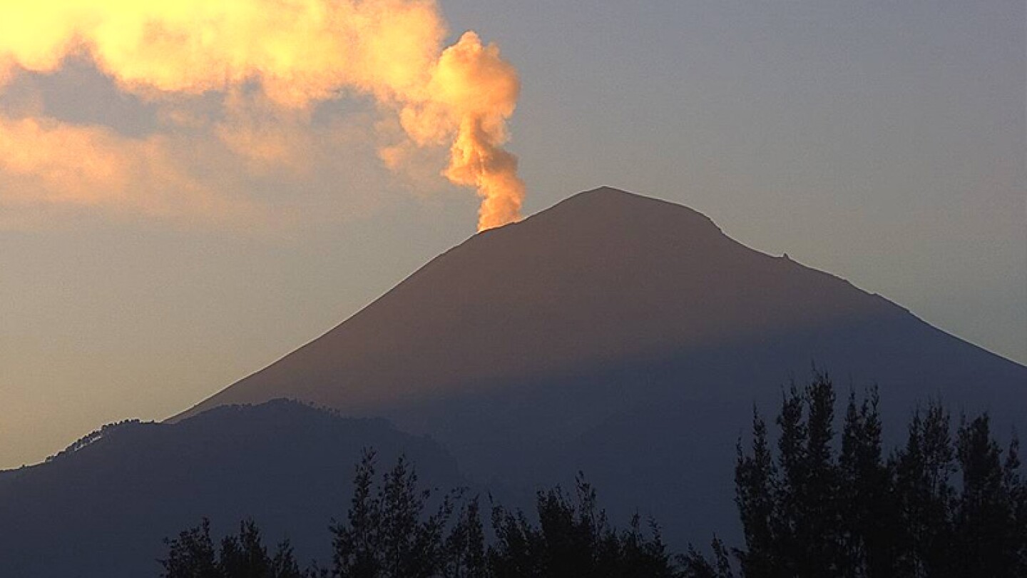 Protección Civil realiza un monitoreo en los municipios aledaños al volcán