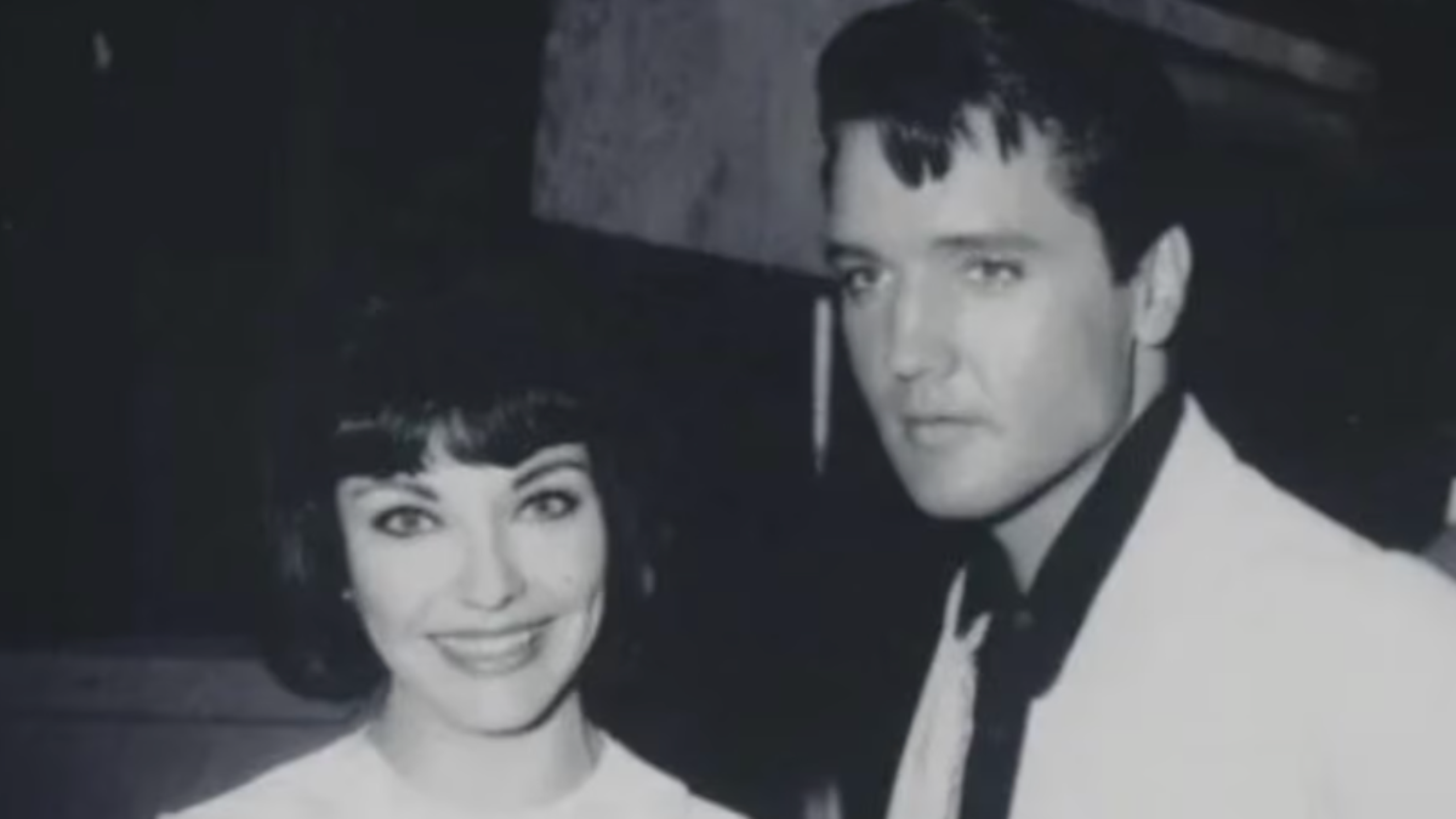 Elsa Cárdenas y Elvis Presley