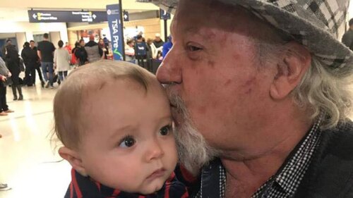 Sergio DeFassio y el emotivo encuentro con su nieto, al fin pudo conocerlo