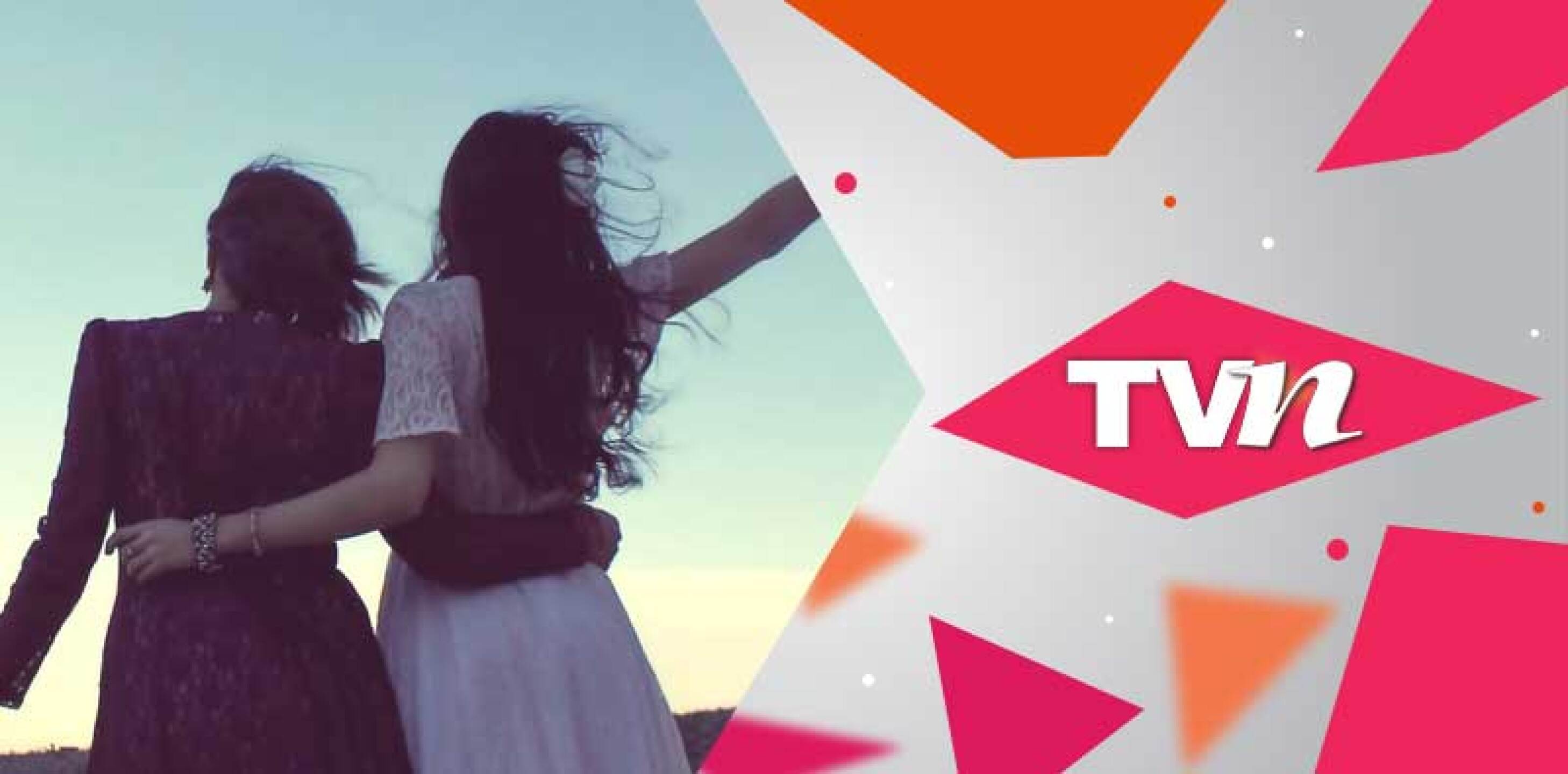 Famosa Youtuber presenta a su novia y la confunden con su abuela