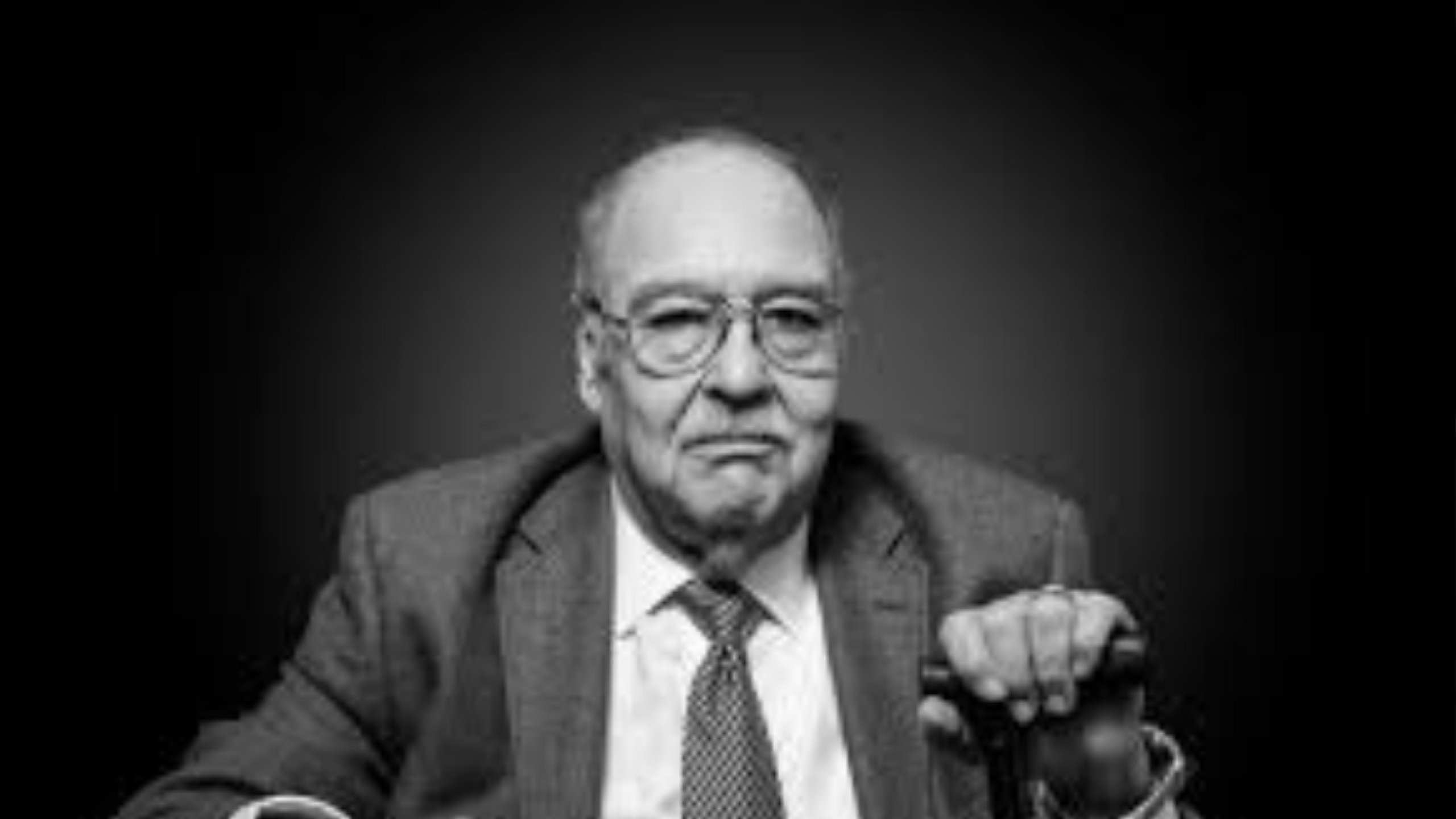 Muere Javier Coello Trejo