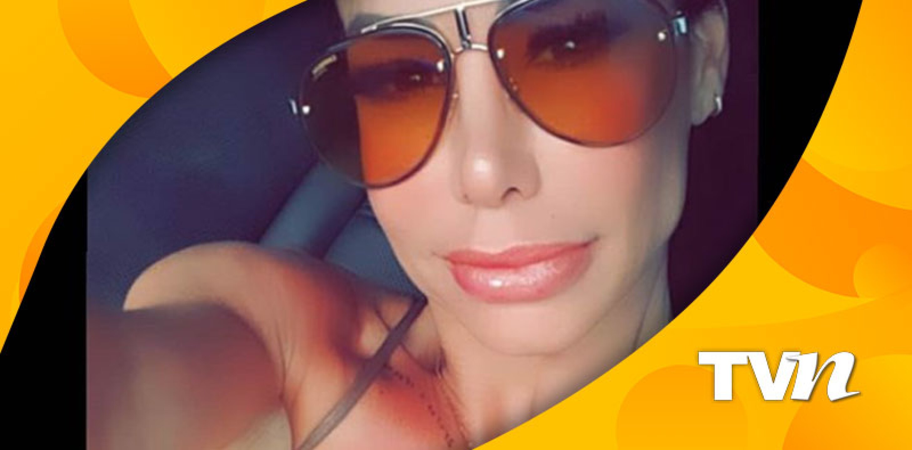 Instagram: @lisvegaoficial