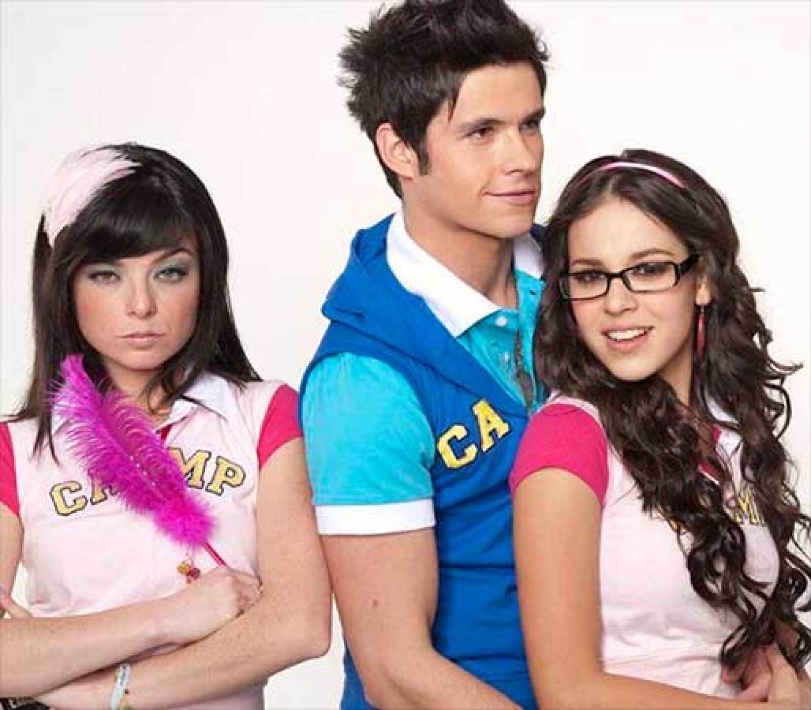 en-la-telenovela-compartio-creditos-con-eleazar-gomez-y-danna-paola.jpg