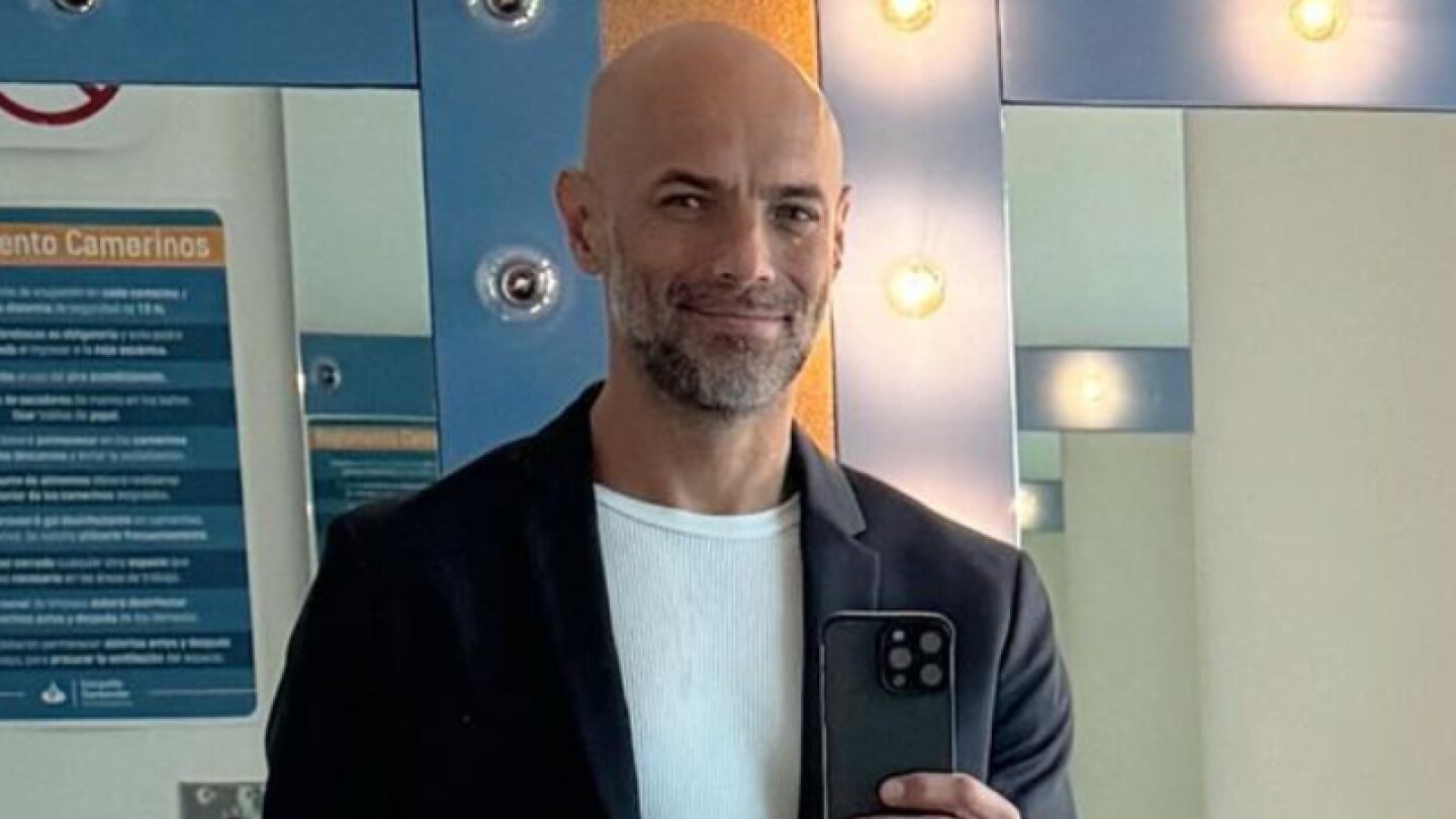 Javier Poza regresa a la conducción