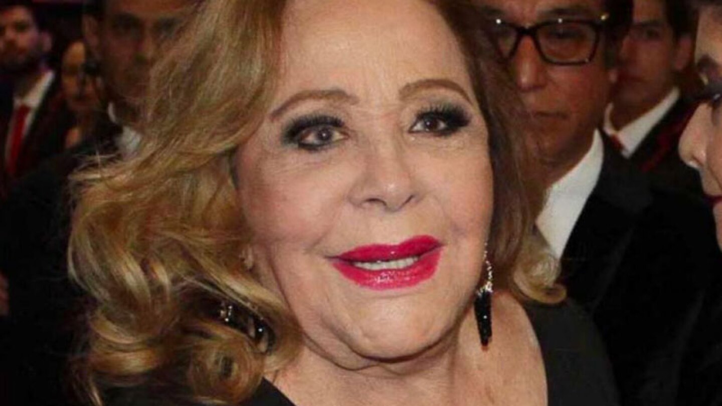 Silvia pinal se recupera de accidente