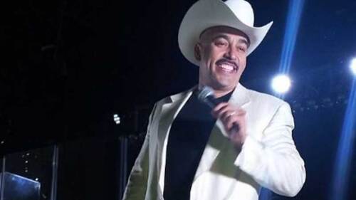 "Lupillo Rivera" le exige a Lorenzo que lo llame "tío".