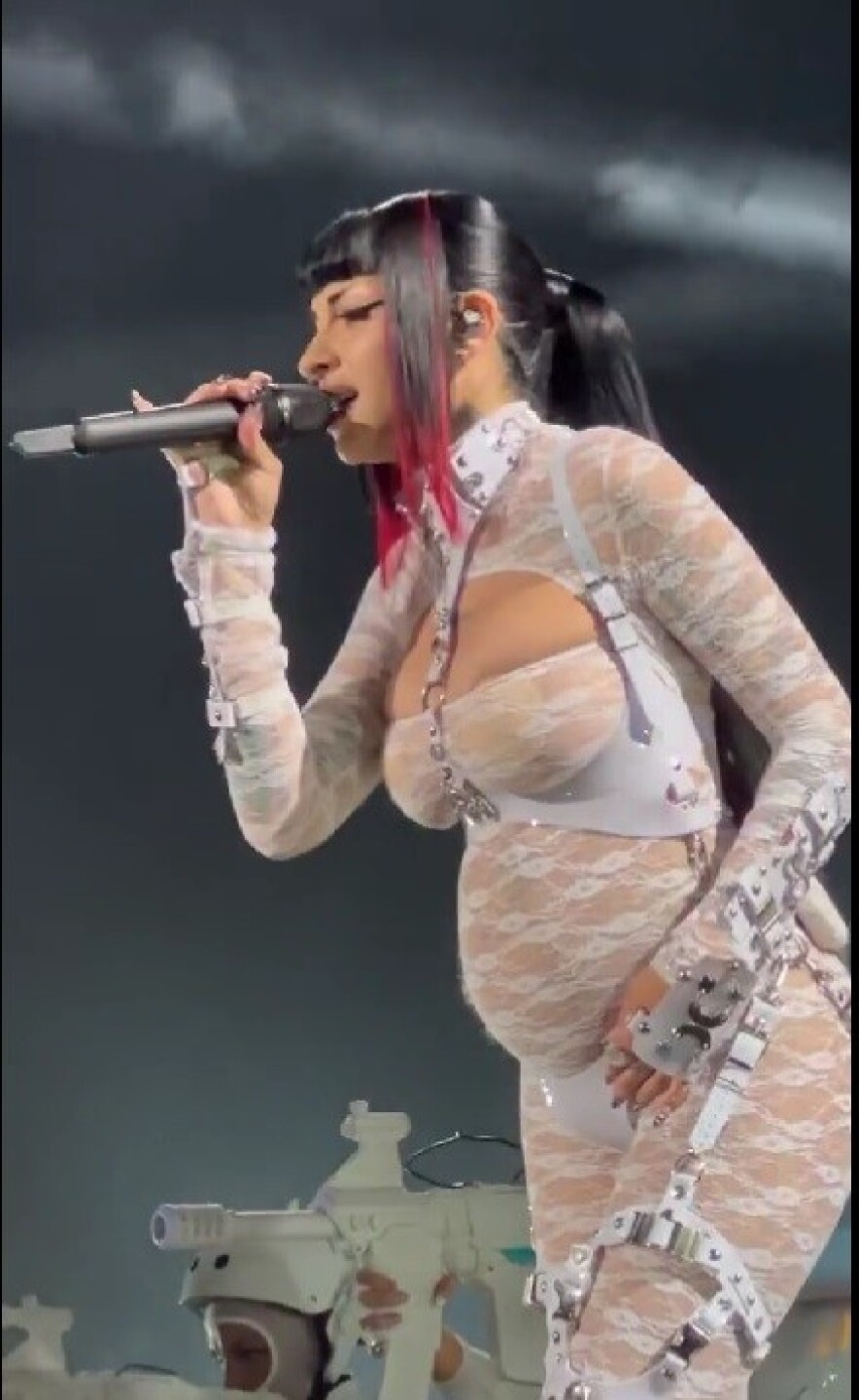 Cazzu y Nodal esperan bebé