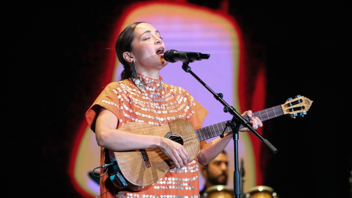 Nataia Lafourcade en el Auditorio Nacional