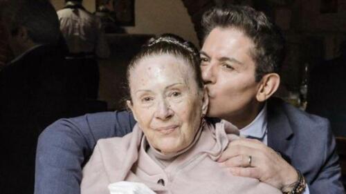 Ernesto y su mamá.