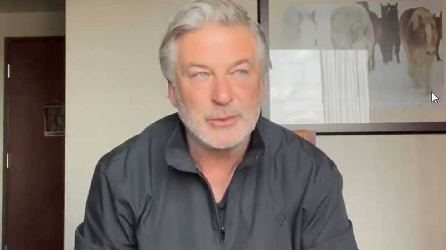 Alec Baldwin reaparece y da sus primeras declaraciones a la prensa tras el accidente