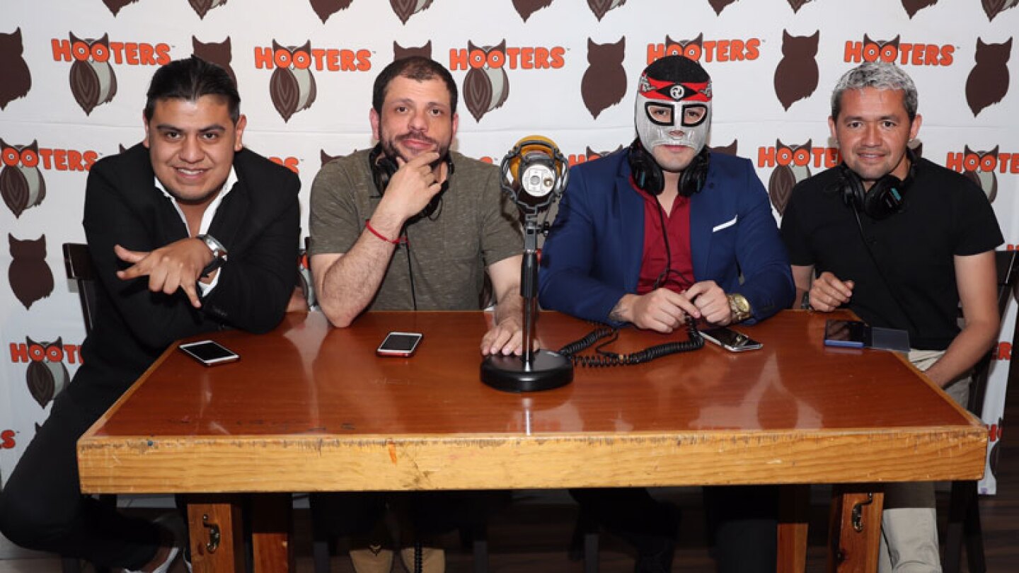 El formato del programa es dar un toque de irreverencia deportiva a las notas.