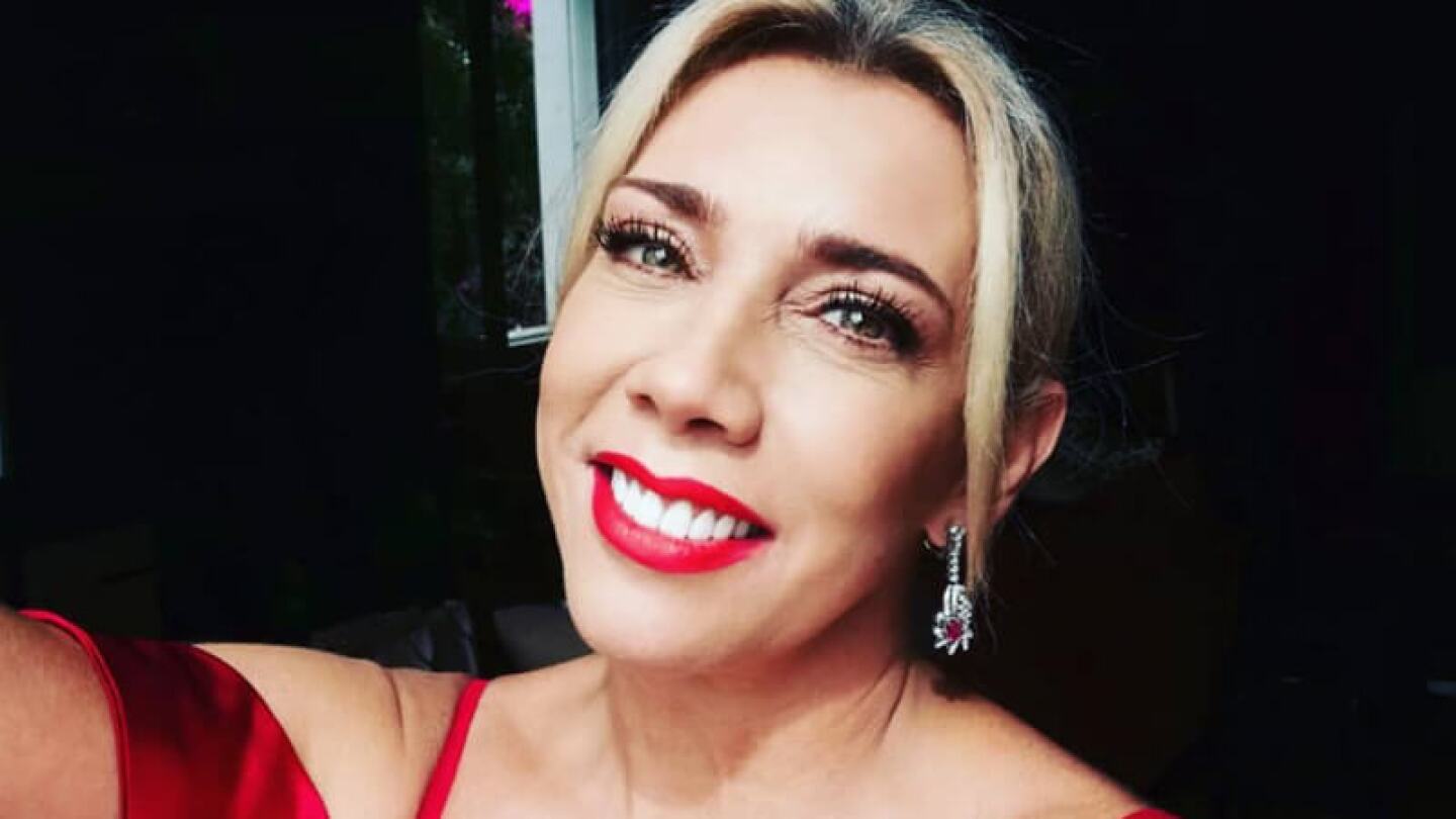 Tras 35 años en Televisa, Cynthia Klitbo se une a Telemundo