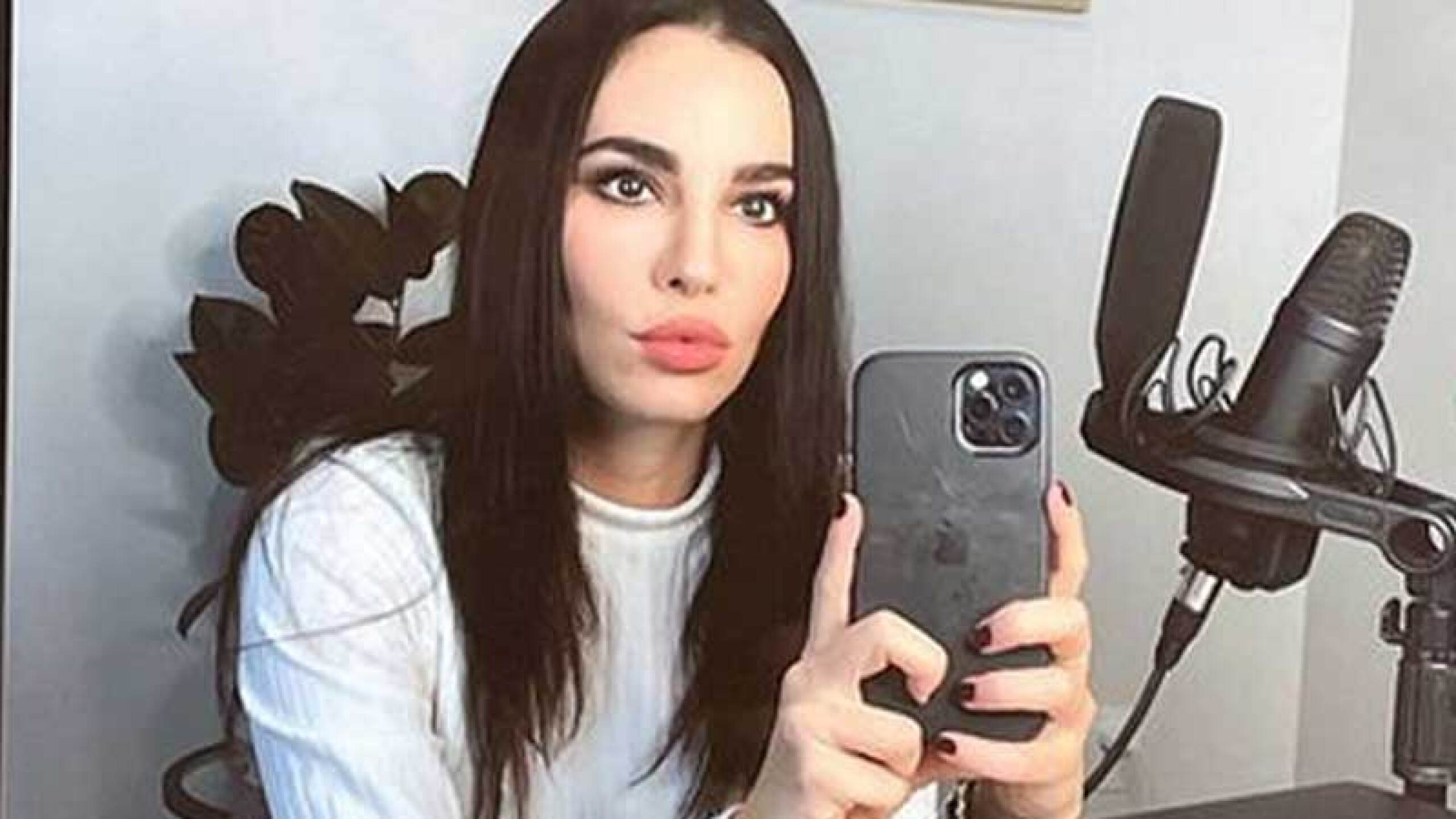 Martha Higareda revela lo que hizo cuando fue víctima de acoso