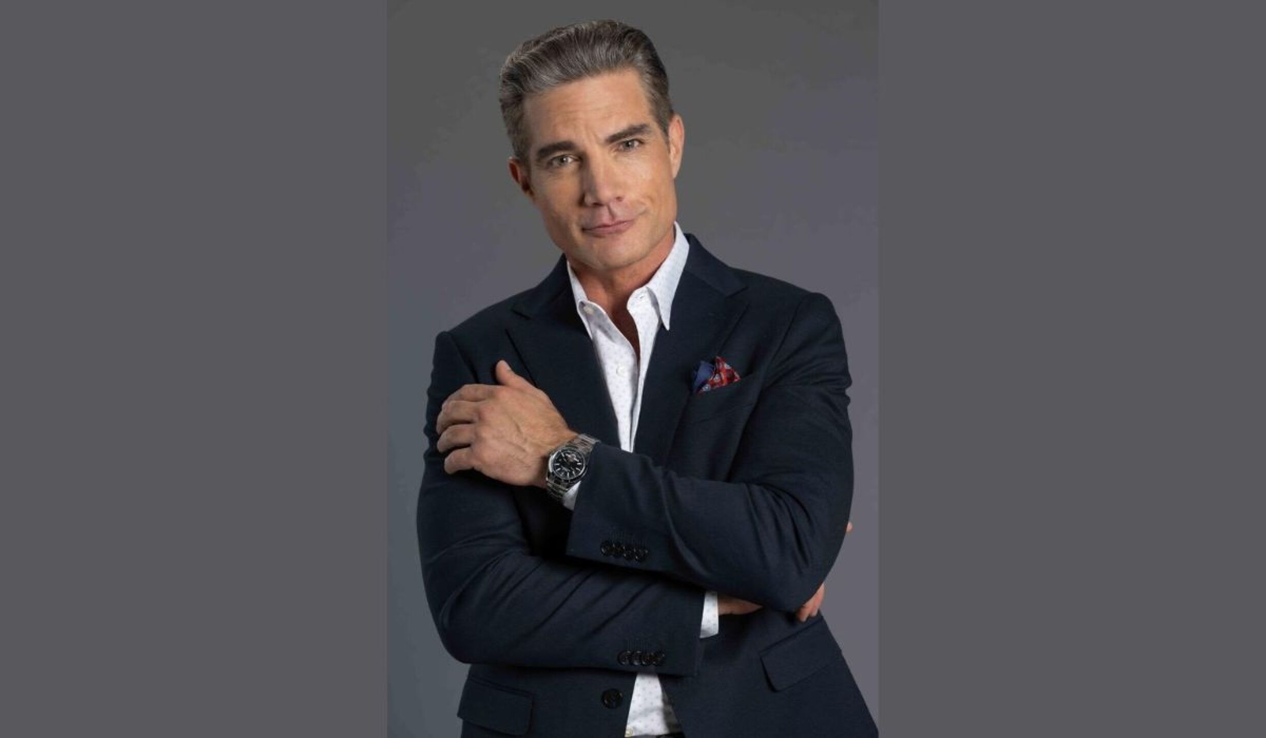 Víctor González es actor de telenovelas, series y películas