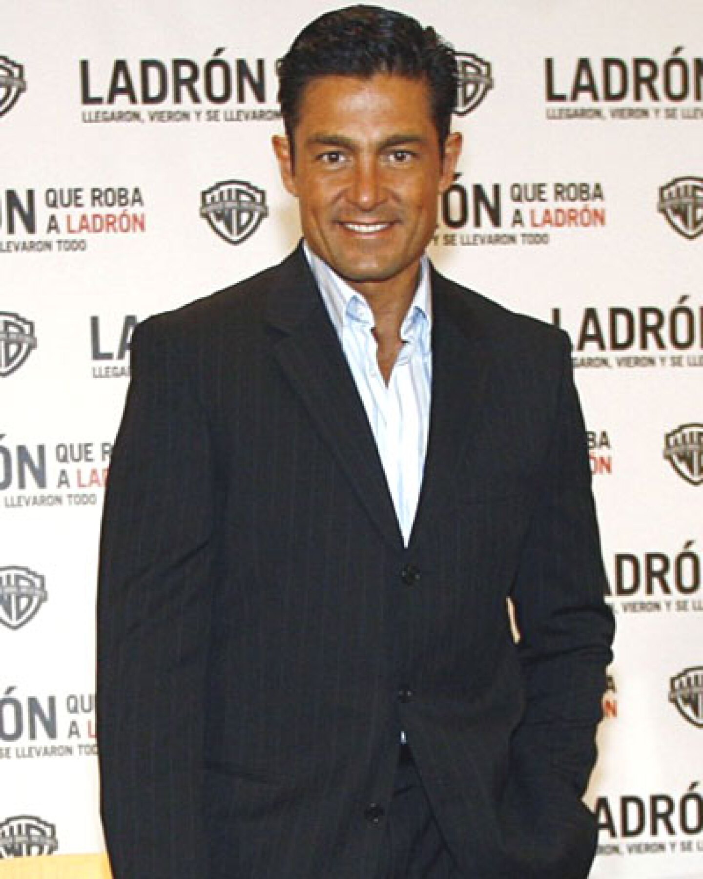 Fernand Colunga Fernando Colunga regresa al teatro