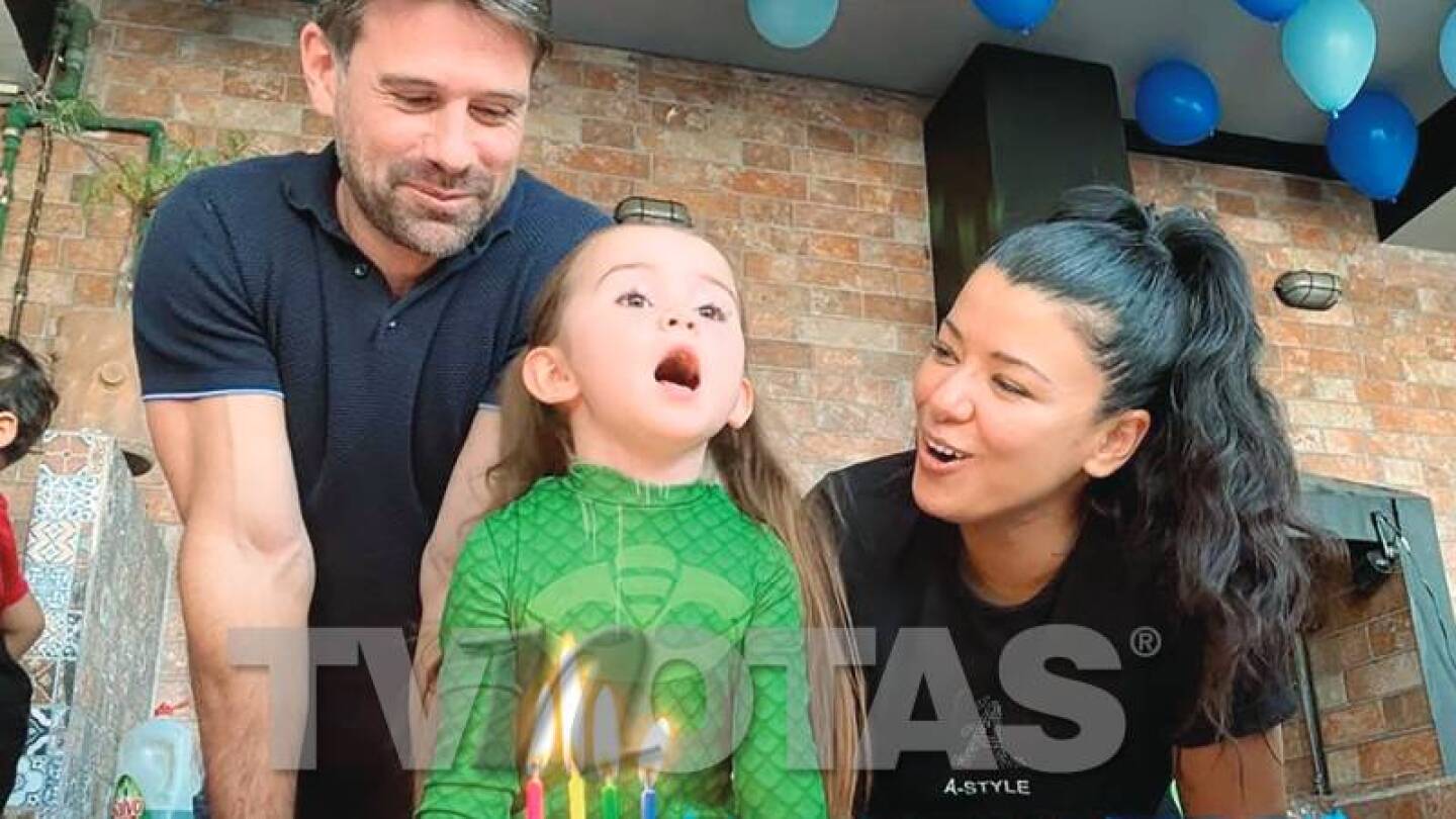 Gaby Zamora festejó a su hija
