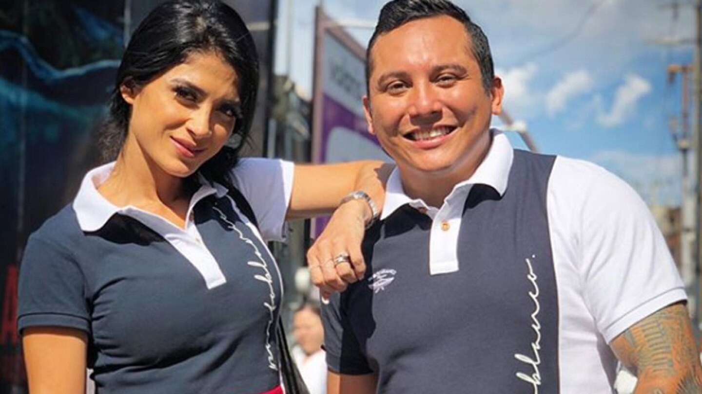 Edwin Luna se tatúa a Kimberly Flores