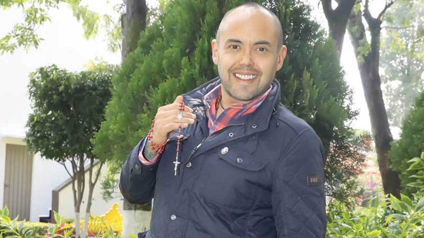 El polémico periodista aseguró que se encuentra muy feliz con el camino que Dios le puso.