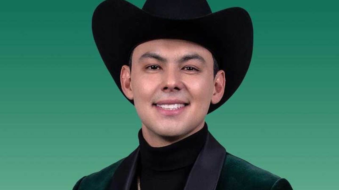 El Yaki se rapa para combatir su calvicie