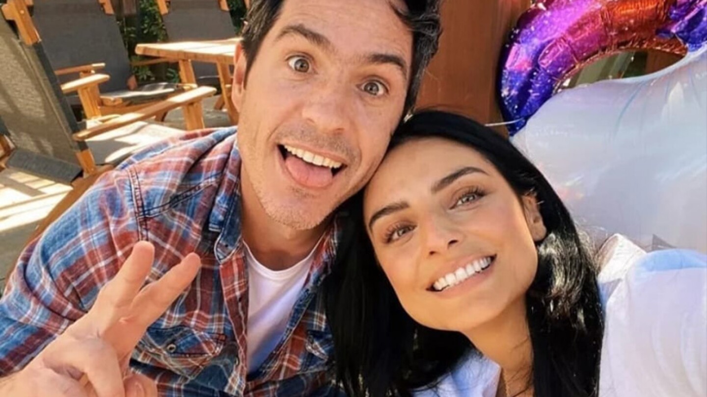 Mauricio Ochmann y Aislinn Derbez tomaron terapia para intentar salvar su matrimonio