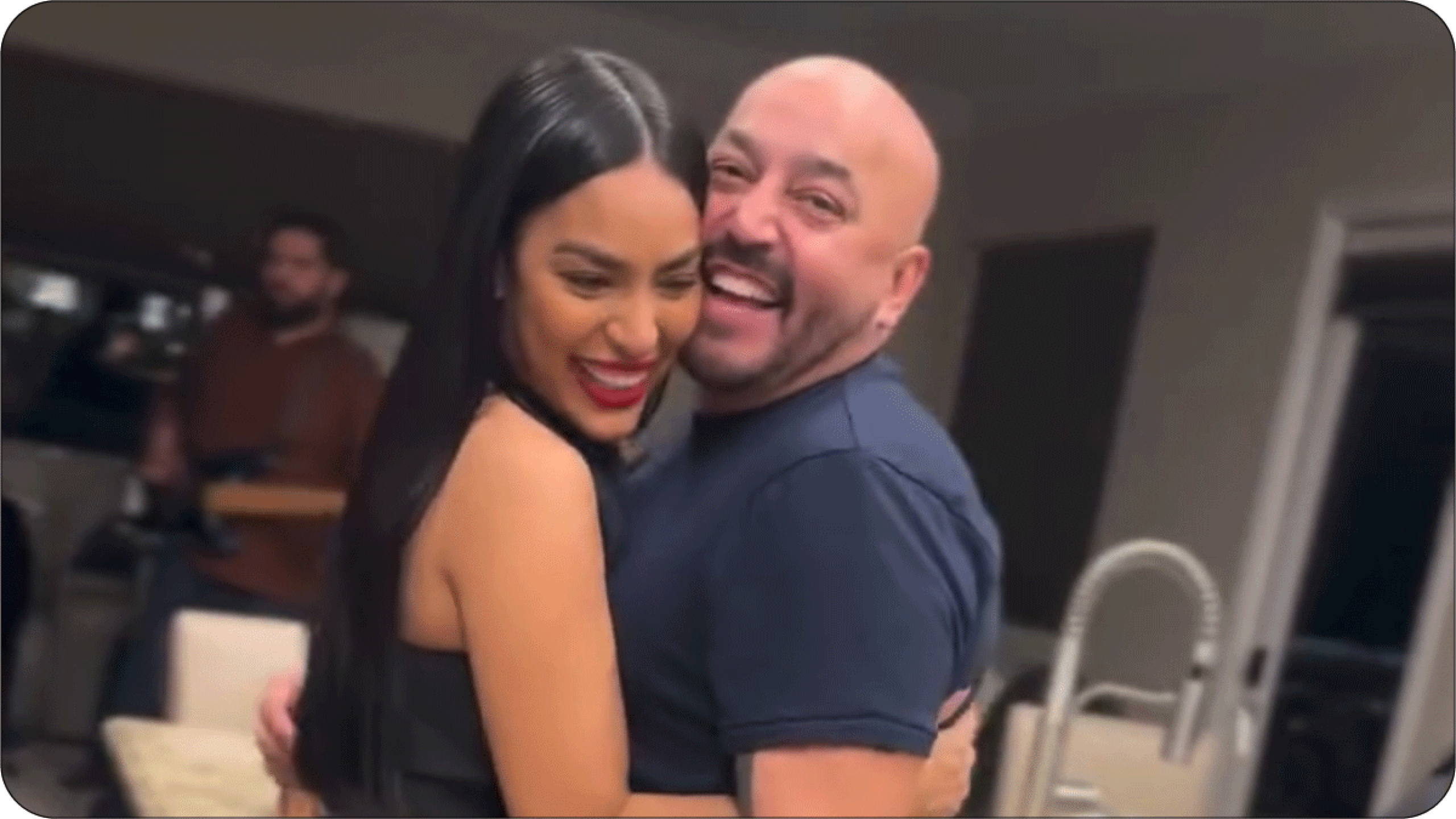Lupillo Rivera y Taina Pimentel