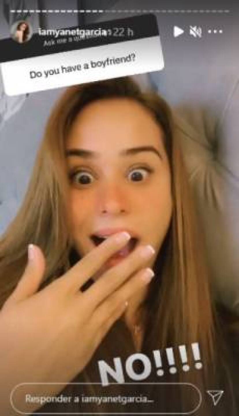 Yanet Garcías confirma soltería