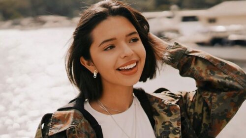 Instagram @angela_aguilar_