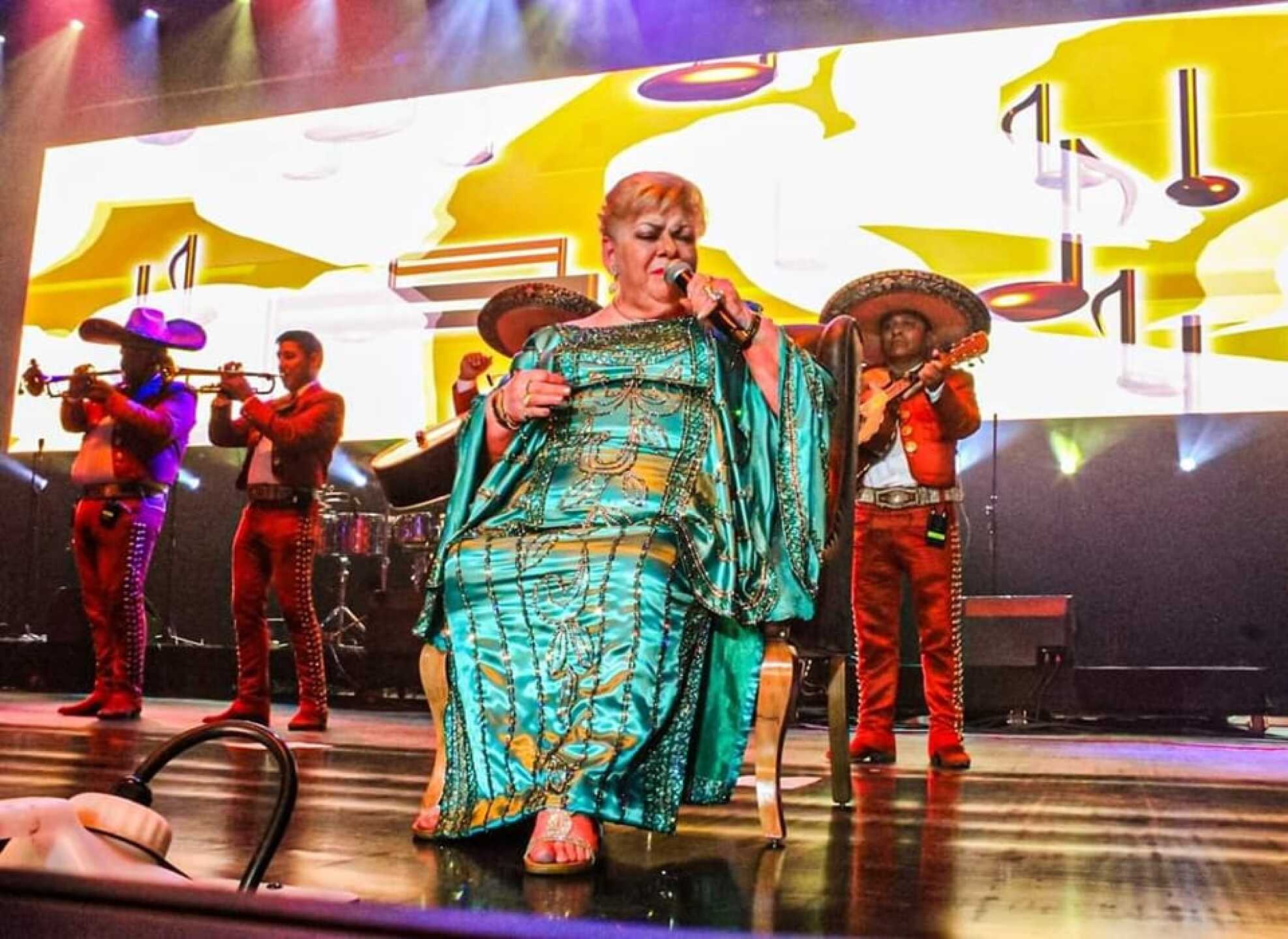 Paquita la del Barrio habla de su contacto con Shakira