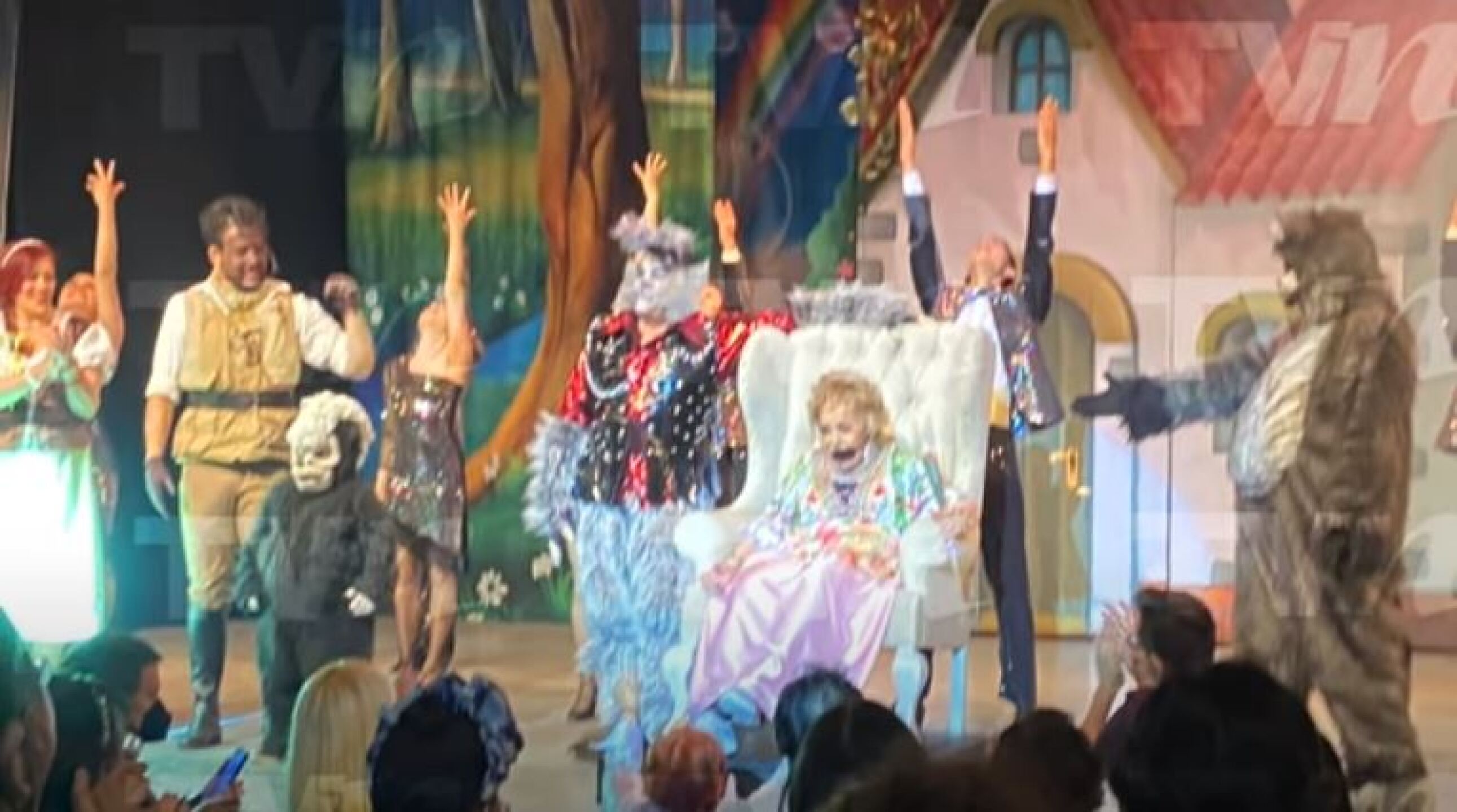 Cancelan obra de Silvia Pinal: Caperucita ¡Qué onda con tu abuelita!