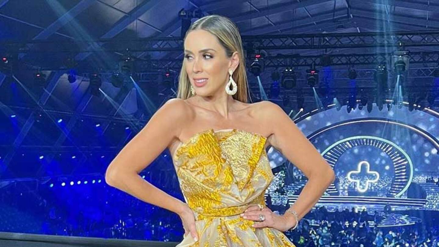 Jacky Bracamontes es madre