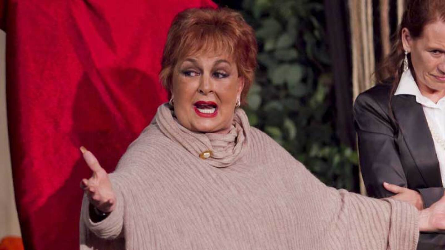 La dama del buen decir se enojó mucho con los directivos de la empresa.