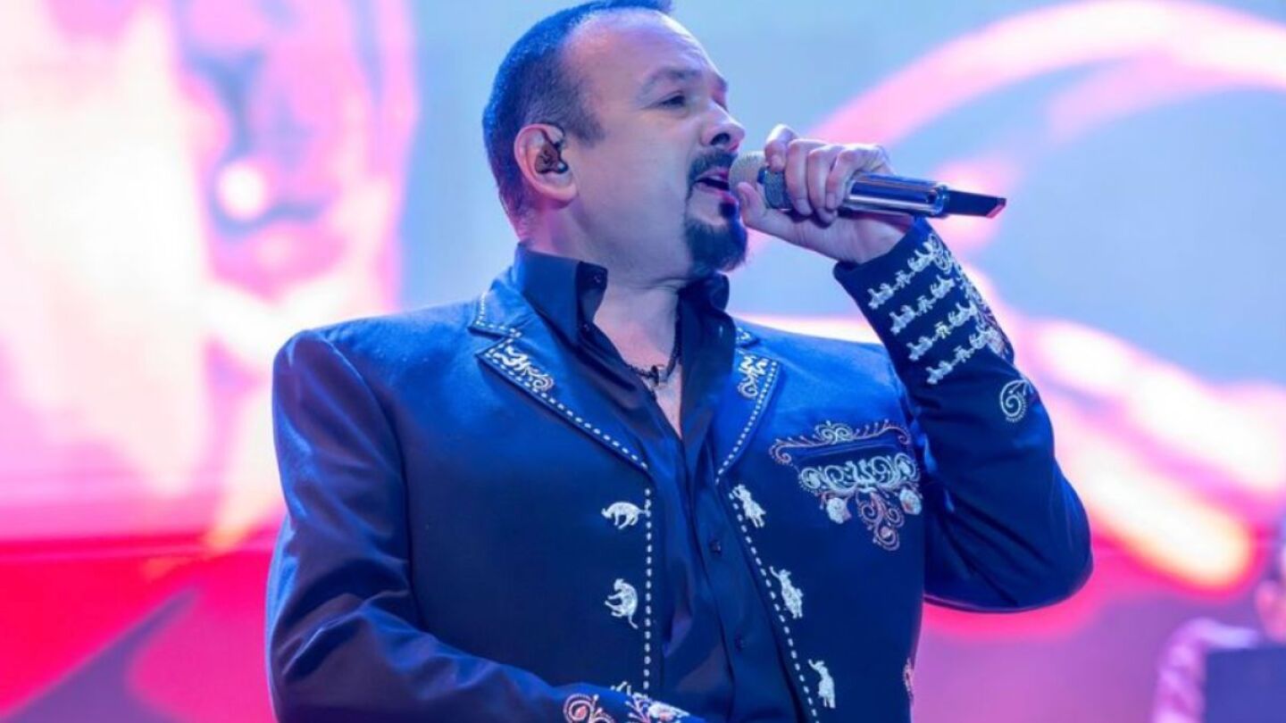 Pepe Aguilar y Ryan Castro