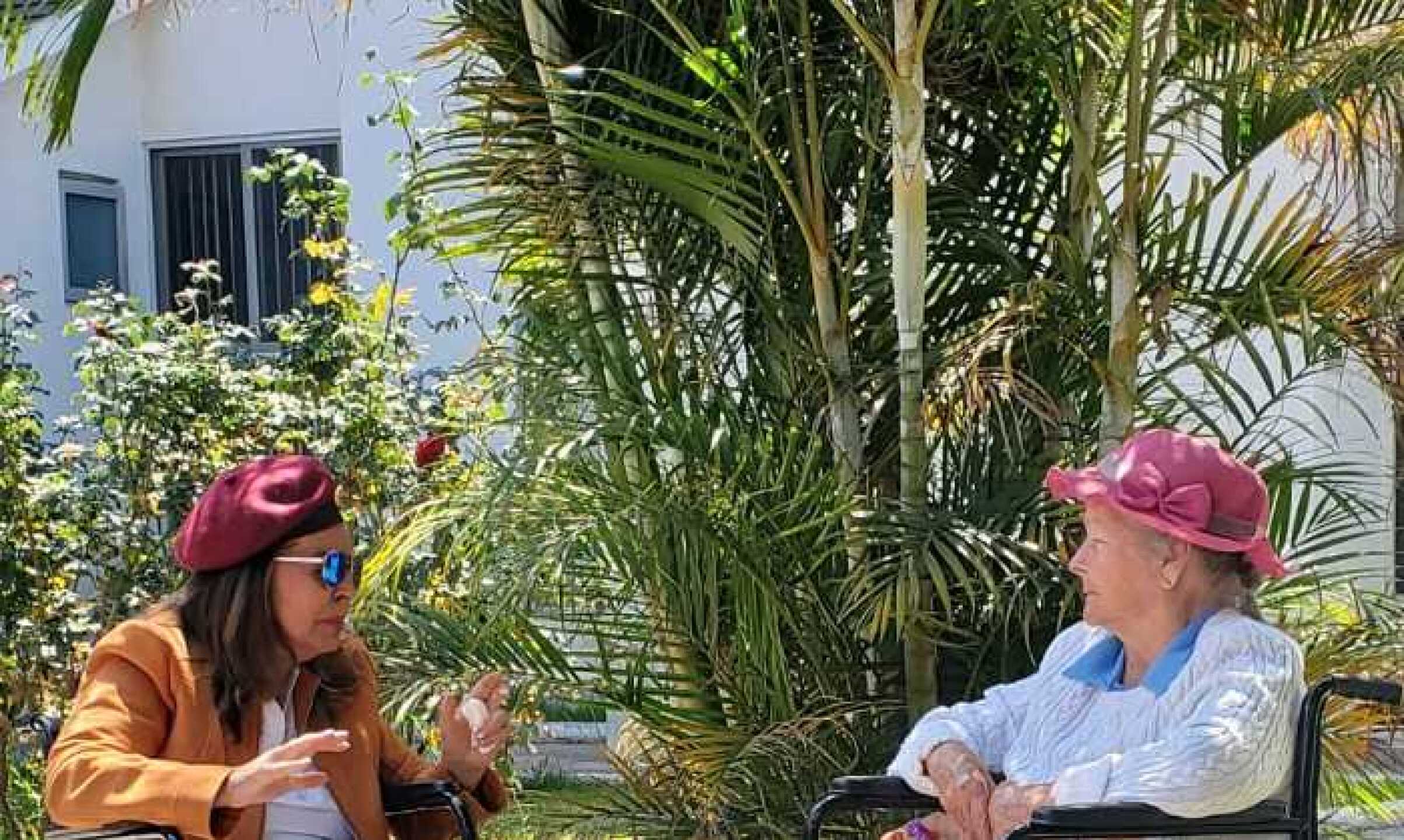 Elsa Aguirre sorprendió a su hermana Alma Rosa con una fiesta en La Casa del Actor