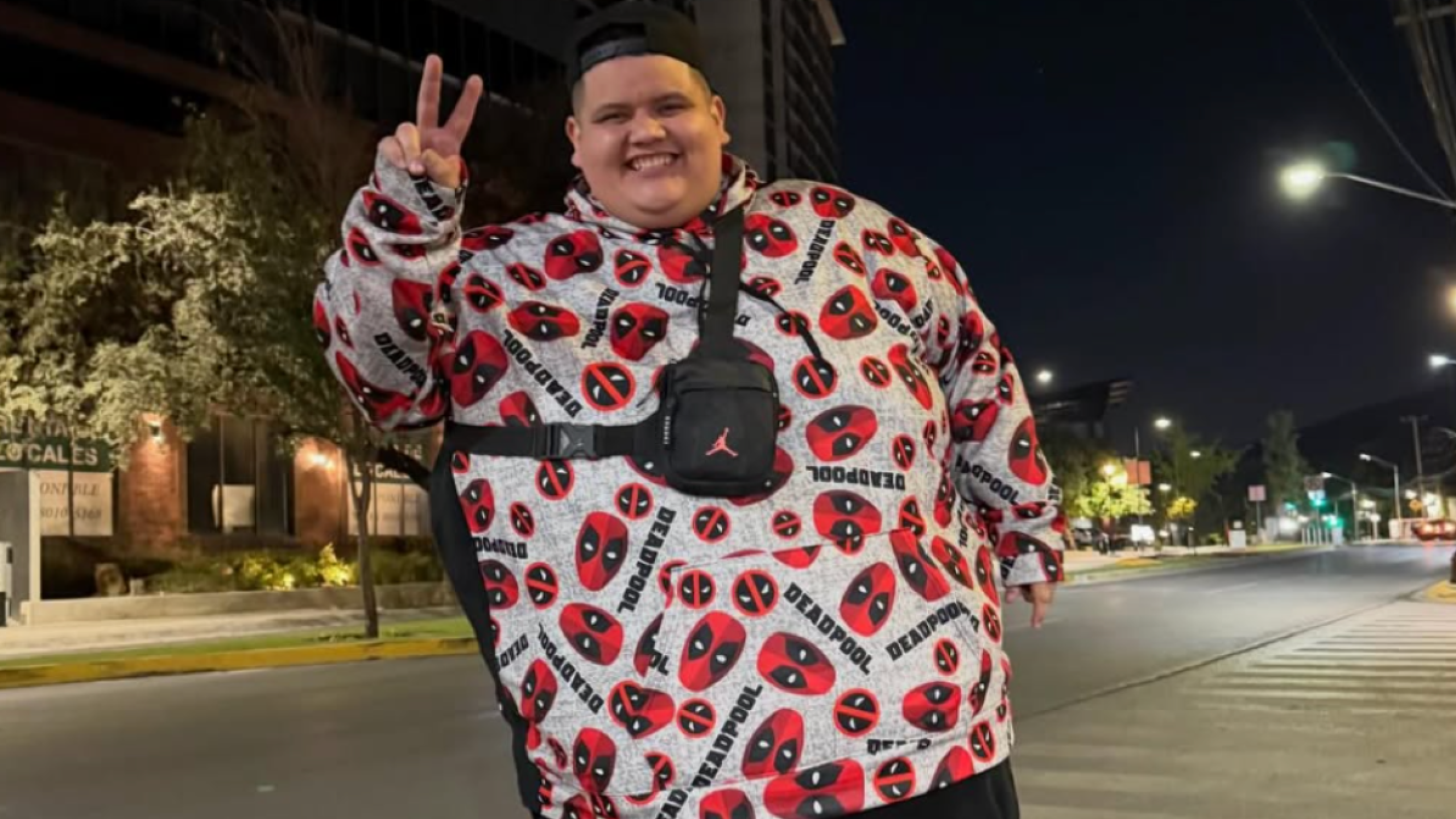 Influencer mexicano, Óscar 'Baby face'